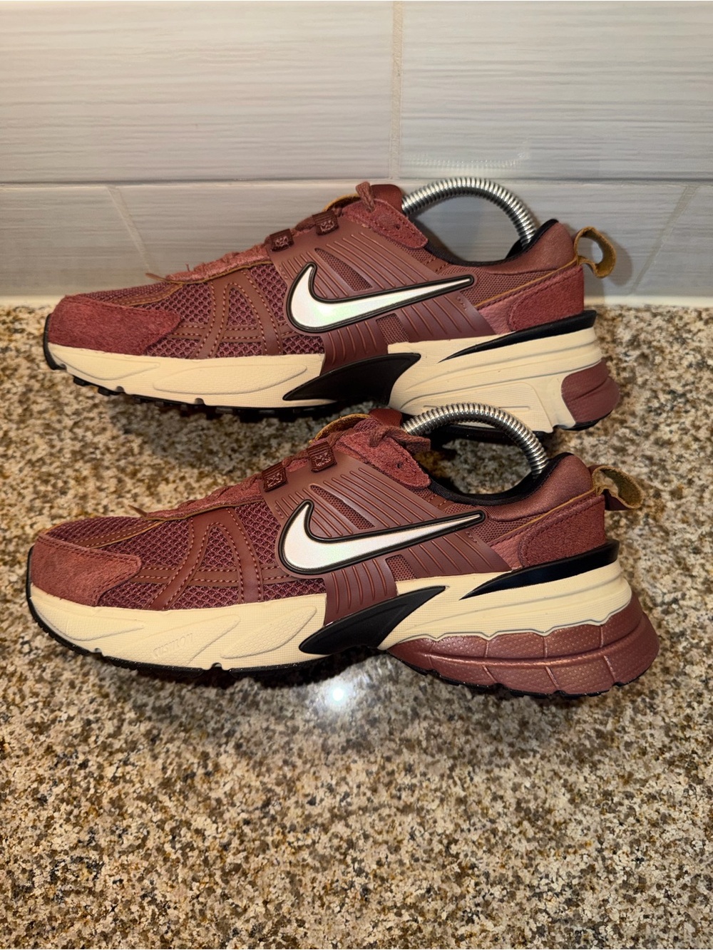 Nike Men’s Maroon and Beige Layered-Style Sneakers